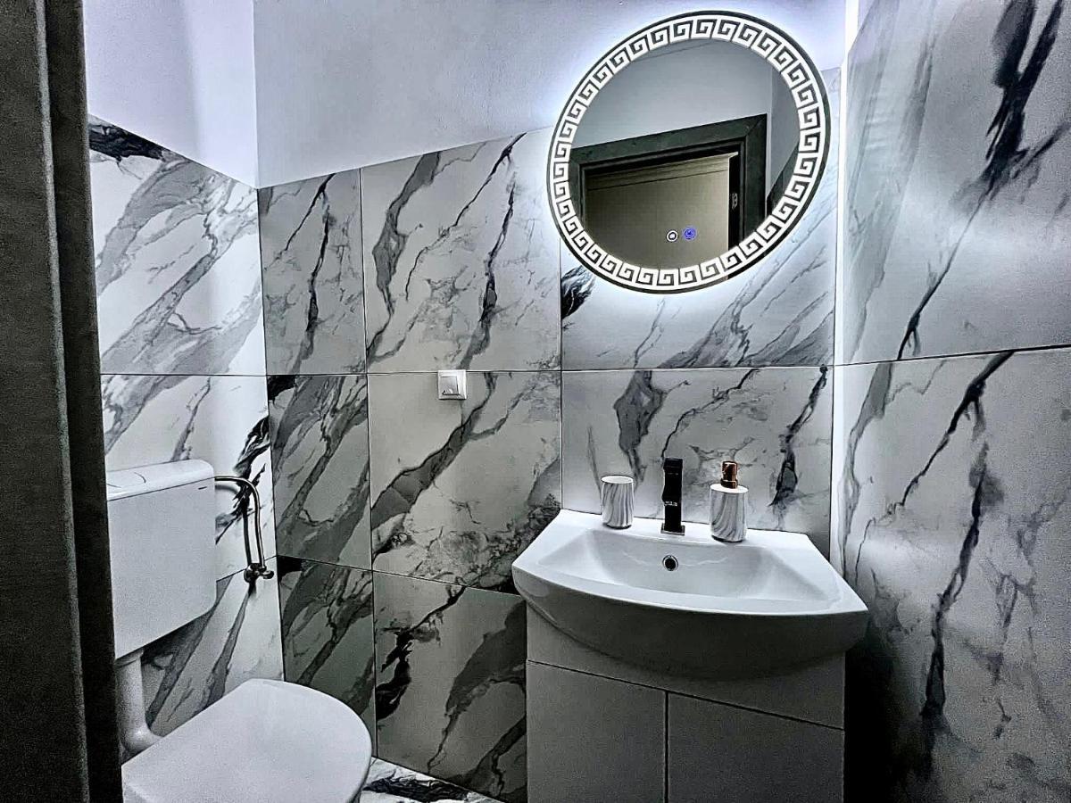 Luxor - Jacuzzi&Cozy Apartments Sibiu Dış mekan fotoğraf