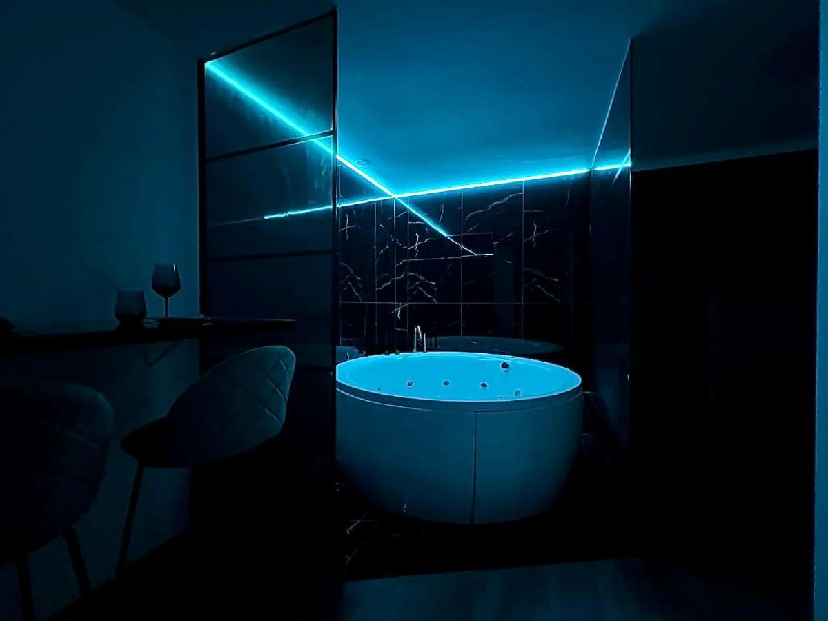 Luxor - Jacuzzi&Cozy Apartments Sibiu Dış mekan fotoğraf