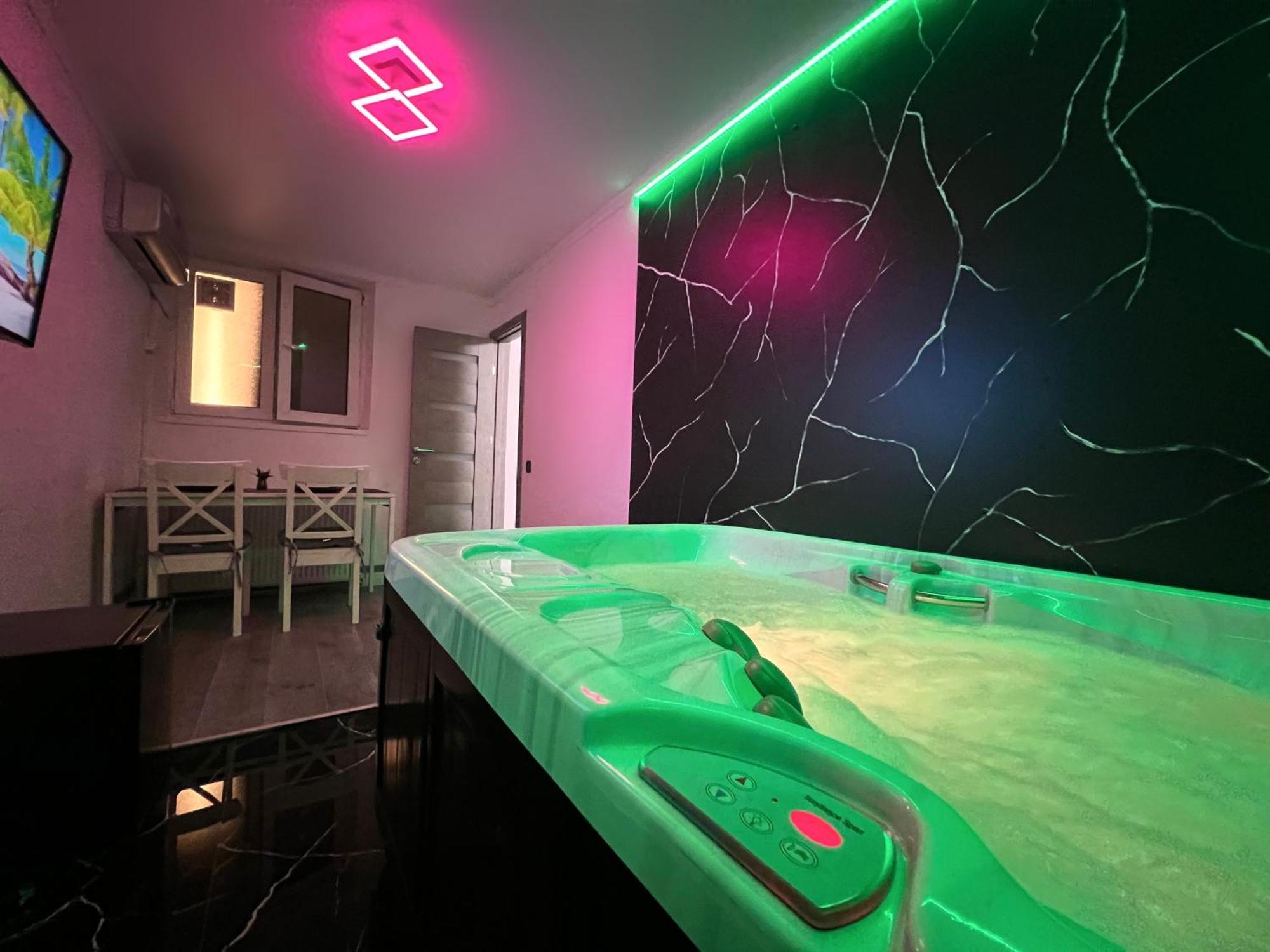 Luxor - Jacuzzi&Cozy Apartments Sibiu Dış mekan fotoğraf