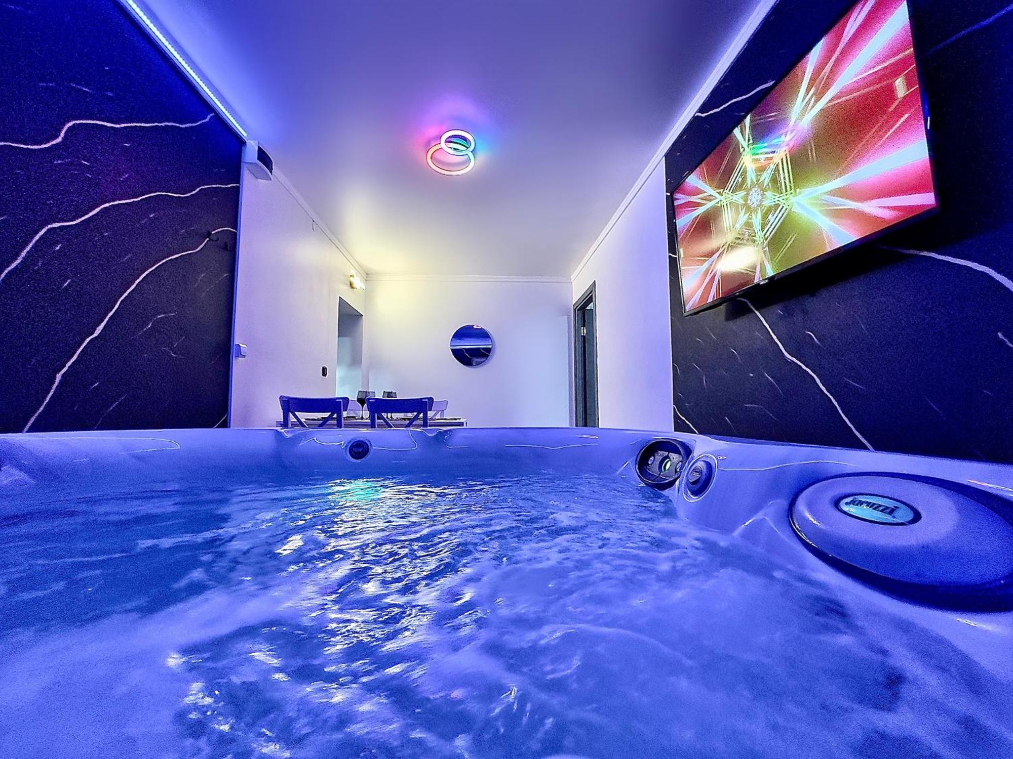 Luxor - Jacuzzi&Cozy Apartments Sibiu Dış mekan fotoğraf