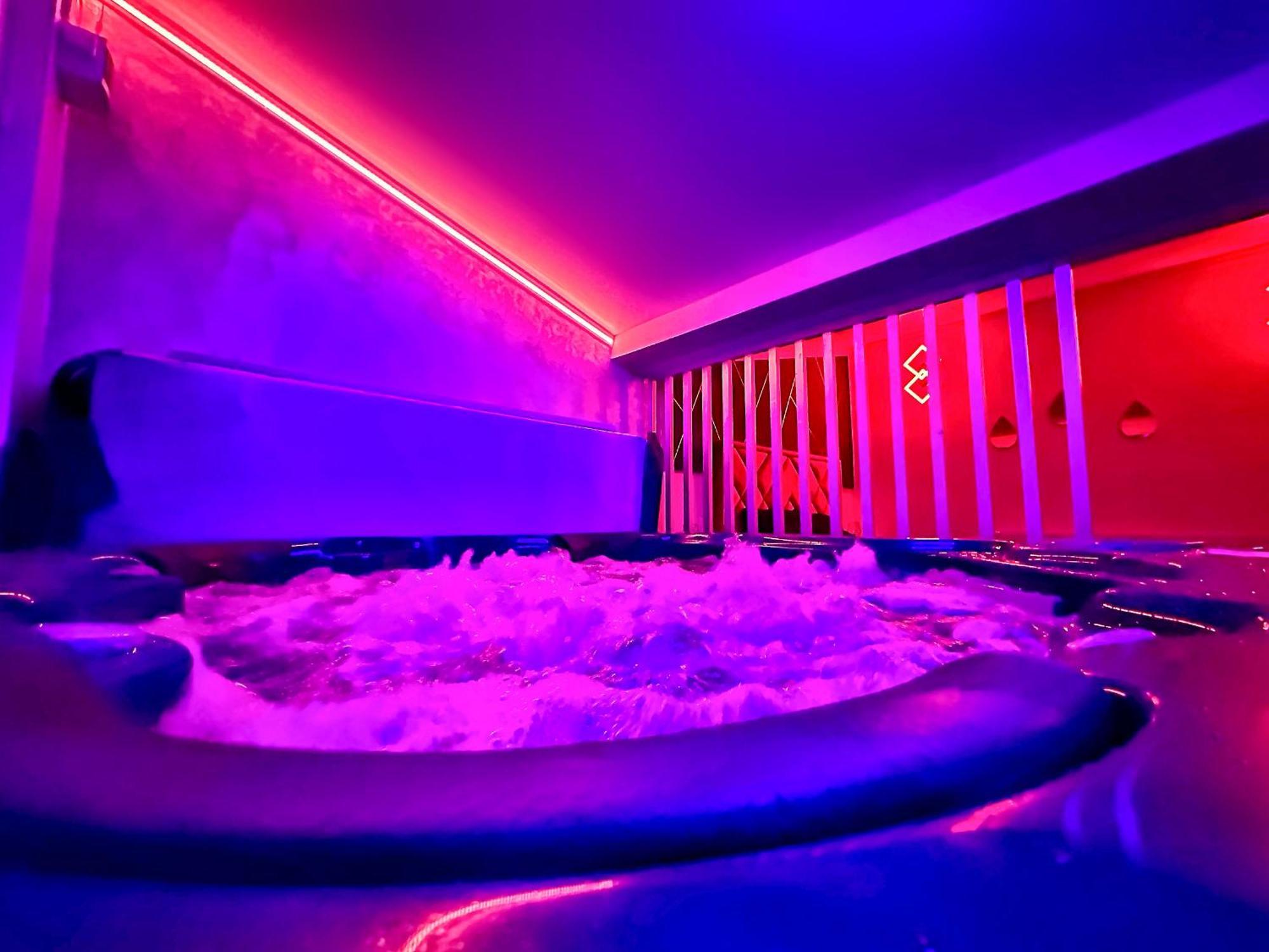 Luxor - Jacuzzi&Cozy Apartments Sibiu Dış mekan fotoğraf